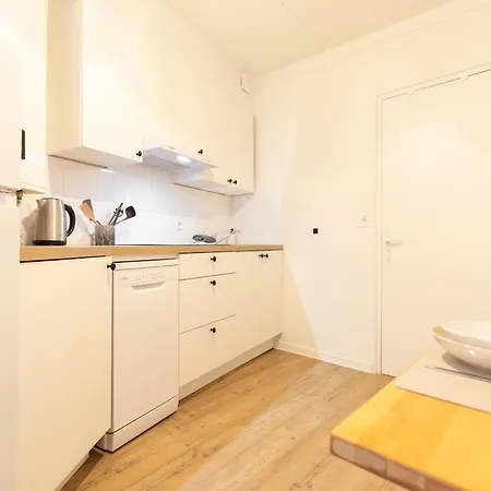 Au Petit Sommet 1 - Centre 30m2 * مودان